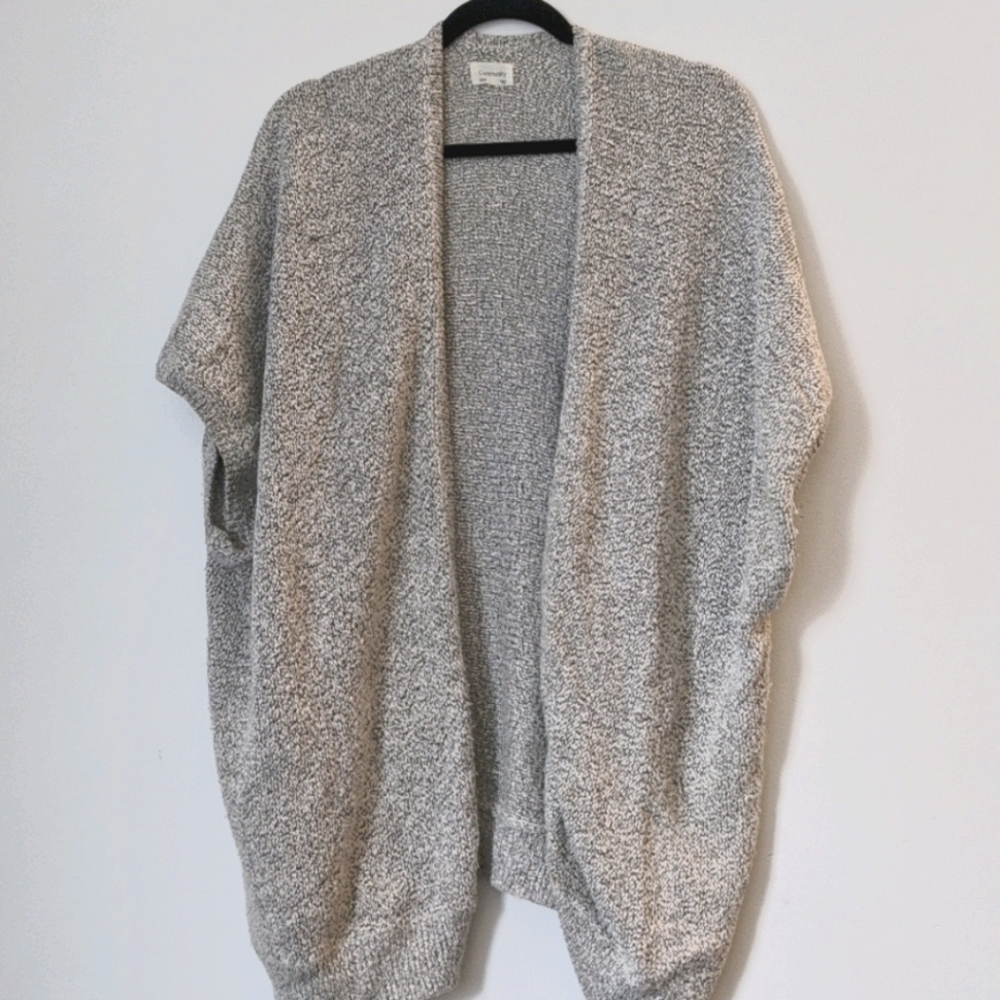 Community Aritzia oversized lightweight cardigan